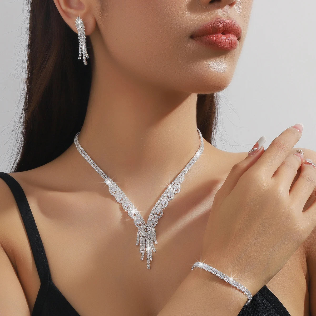 4PC Women's Fashion Copper Claw Chain Hollow Tassel Necklace Earrings Bracelet Jewelry Set Wedding Banquet Party Festival Gift
